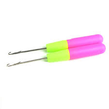 Diane/Fromm Pink and Green Crochet Hook